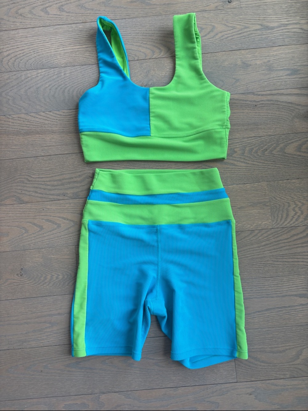 Beach Riot Blue & Lime Colorblock Athletic Bike Shorts